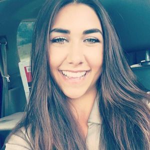 Meet your Posher, Olivia